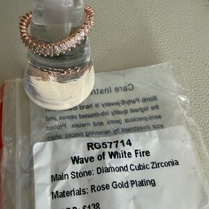 Bomb Party Wave of White Fire Ring | Size 8 | Diamond CZ | Rose Gold